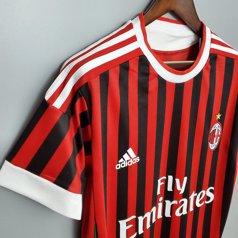 MILAN XII 11/12 HOMBRE (RETRO)